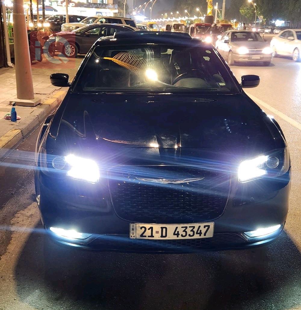 كرايسلر 300